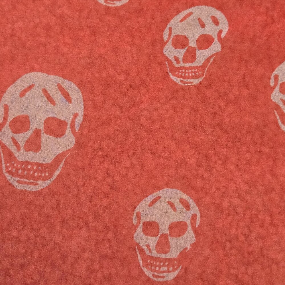 NWT McQueen Skull Scarf Silk Gradient Pink Ombre - Picture 7 of 10